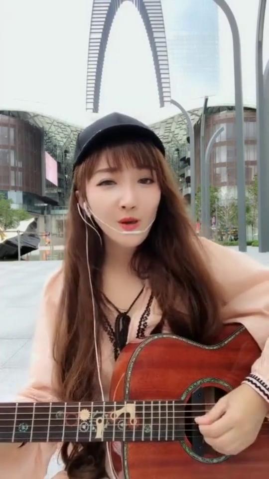 唱歌的女网红,网红女声魅力绽放