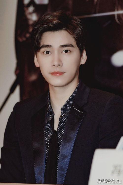 娱乐吃瓜君毛晓彤,娱乐圈的“吃瓜”传奇