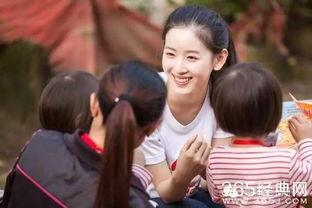 娱乐吃瓜酱情侣双方,娱乐吃瓜酱情侣的甜蜜日常揭秘